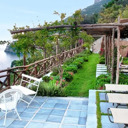 Principessa Pool And Sea Access By Amalfivacation Villa *